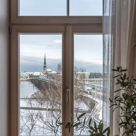 Apartman Oldtown&river View Hoffmann B14 *