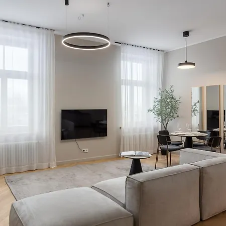 Oldtown&river View Hoffmann B14 *